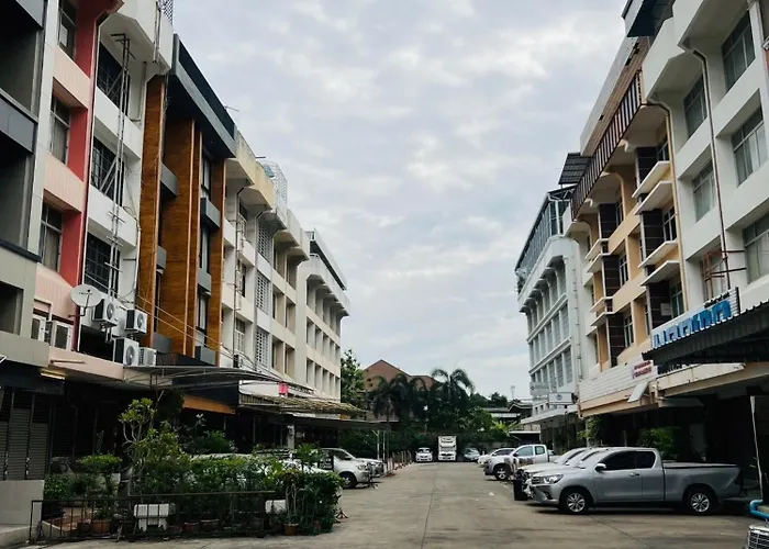 Woodstory Boutique Hotel Bangkok