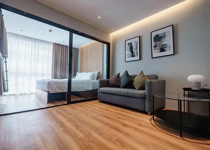 Woodstory Boutique Hotel 3*